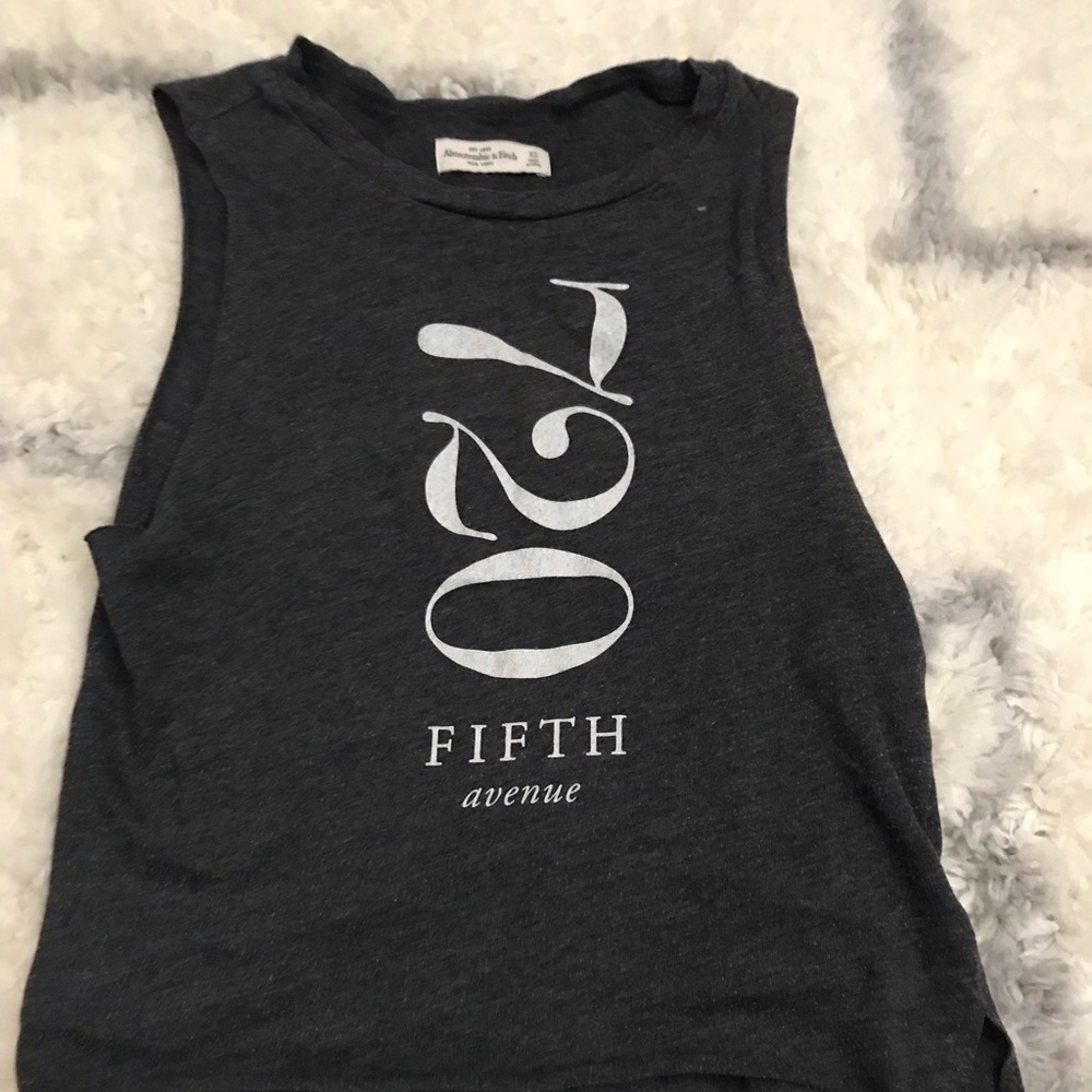 gray muscle tee